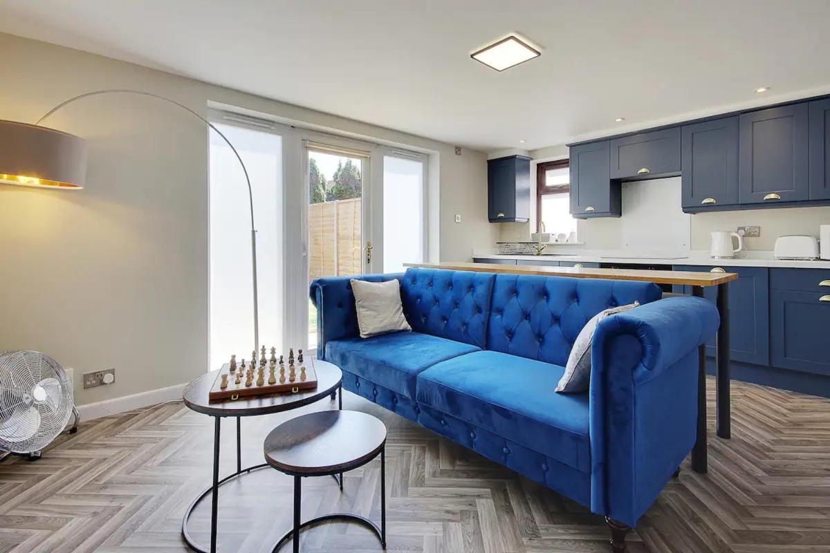 Windham Mews - Stunning Flat In Seaside Town Apartment Борнмът Екстериор снимка