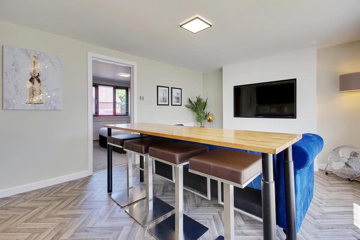 Windham Mews - Stunning Flat In Seaside Town Apartment Борнмът Екстериор снимка